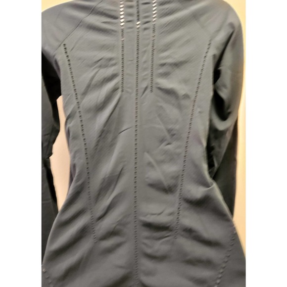 Athleta perforated athletic long sleeve top XS - Picture 4 of 4